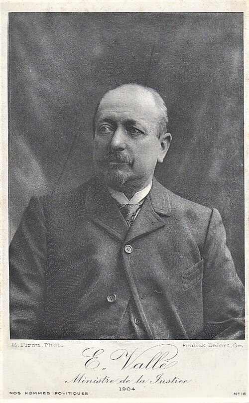 Portrait d'Ernest Vallé