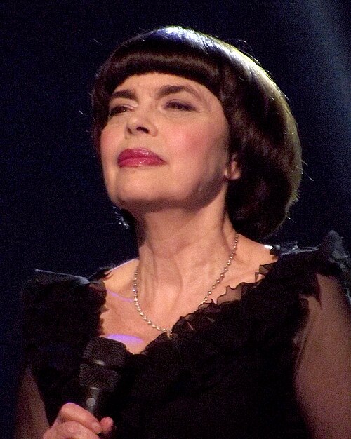 Portrait de Mireille Mathieu