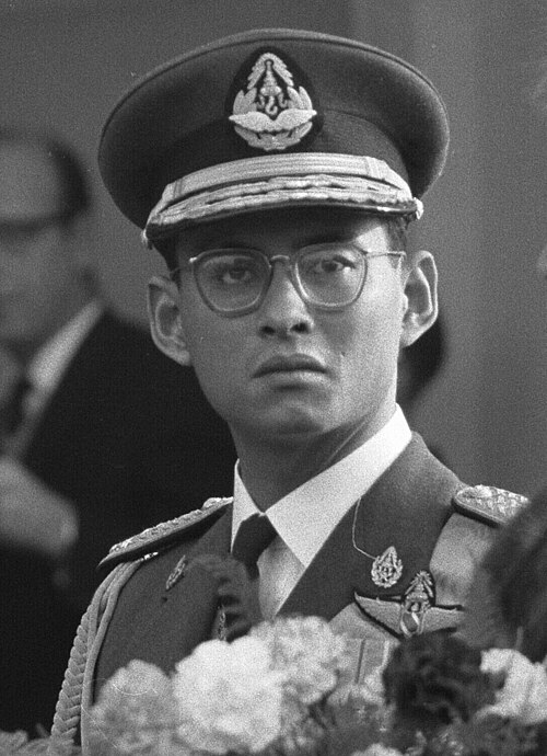 Portrait de Rama IX
